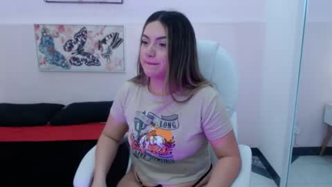 Snapshot of zaai_ chatting on 12-04-25, 11:19 Zai online show from 12-04-25, 11:19