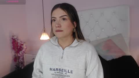 Snapshot of zaai_ chatting on 12-15-25, 11:36 Zai online show from 12-15-25, 11:36