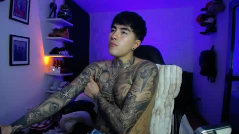 zac_muller1 online show from 04-21-26, 12:45