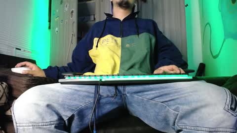 Zac Freelance model online show from 01-12-25, 05:45