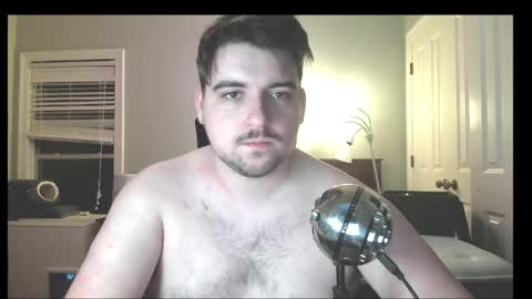 Snapshot of zachs62 chatting on 05-26-26, 06:31 Zach Shaw online show from 05-26-26, 06:31
