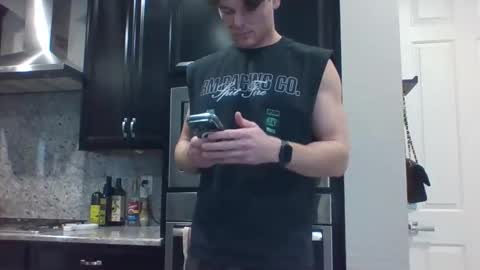 Snapshot of zachschaefer chatting on 01-18-26, 11:08 zachschaefer online show from 01-18-26, 11:08