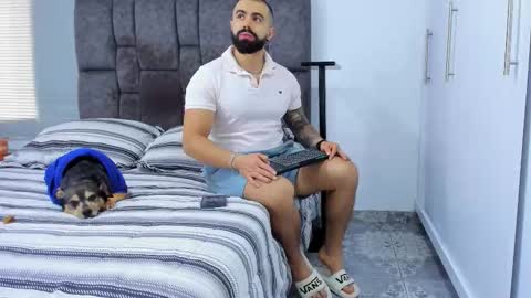 Richard online show from 10-06-25, 03:20