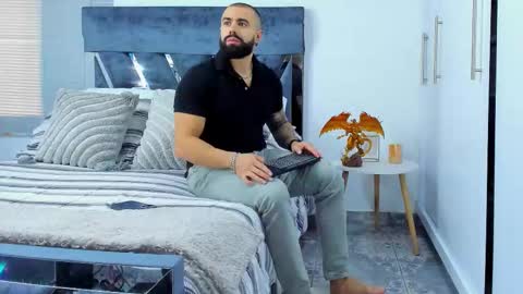 Snapshot of zack_froone chatting on 02-16-26, 01:51 Richard online show from 02-16-26, 01:51