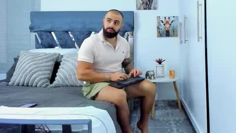 Snapshot of zack_froone chatting on 03-02-26, 12:23 Richard online show from 03-02-26, 12:23