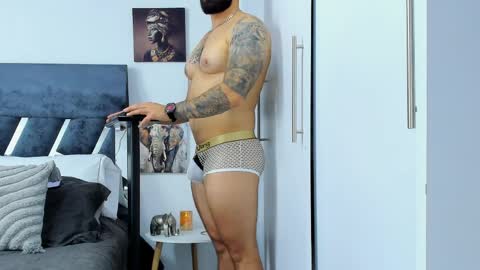 Richard online show from 04-08-26, 01:22