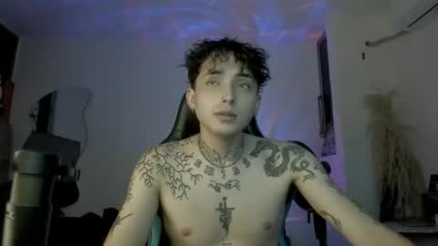 zack_tattoo online show from 08-08-26, 01:30