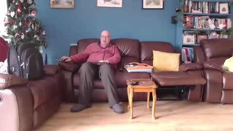 Snapshot of zacsmithuk chatting on 12-20-25, 12:01 Zac Smitj online show from 12-20-25, 12:01