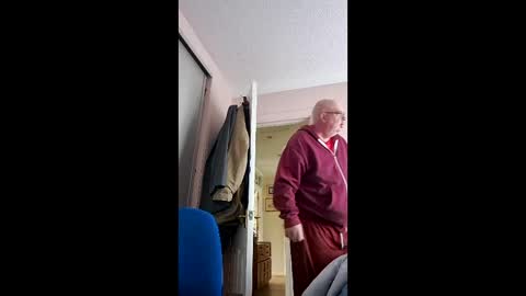 Snapshot of zacsmithuk chatting on 02-16-26, 01:07 Zac Smitj online show from 02-16-26, 01:07