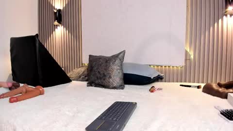 zafira online show from 02-20-25, 06:24