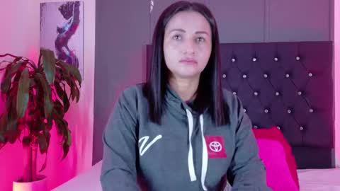 Snapshot of zafiro__brown chatting on 09-29-25, 07:57 Zafiro Brown online show from 09-29-25, 07:57