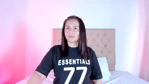 Snapshot of zafiro__brown chatting on 10-29-25, 10:50 Zafiro Brown online show from 10-29-25, 10:50