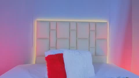 Snapshot of zafiro__brown chatting on 12-01-25, 12:21 Zafiro Brown online show from 12-01-25, 12:21