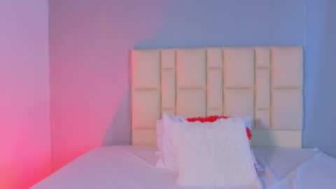 Snapshot of zafiro__brown chatting on 12-03-25, 11:52 Zafiro Brown online show from 12-03-25, 11:52