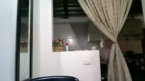 Zafiro online show from 04-08-26, 04:07