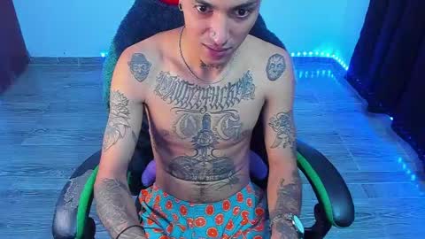 Snapshot of zafirocum chatting on 05-19-26, 02:23 BiG Zafiro online show from 05-19-26, 02:23