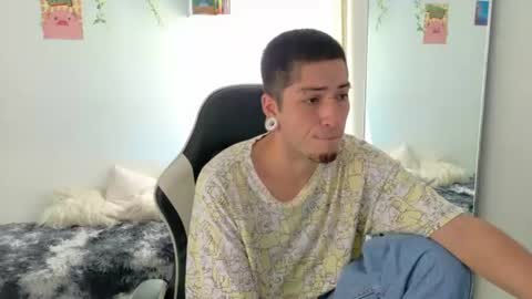Snapshot of zahir_raw chatting on 06-19-26, 09:07 Zahir Raw online show from 06-19-26, 09:07