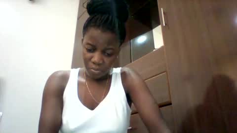 Snapshot of zainxxxx chatting on 04-06-26, 05:08 zainxxxx online show from 04-06-26, 05:08