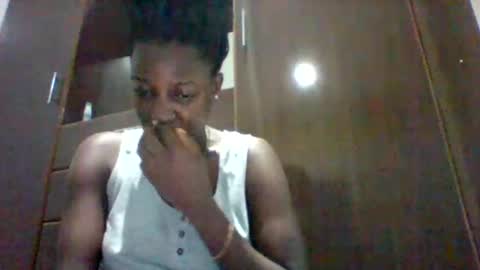 Snapshot of zainxxxx chatting on 04-10-26, 10:47 zainxxxx online show from 04-10-26, 10:47