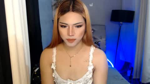 Snapshot of zairaaaaa chatting on 06-28-26, 12:33 Zai online show from 06-28-26, 12:33