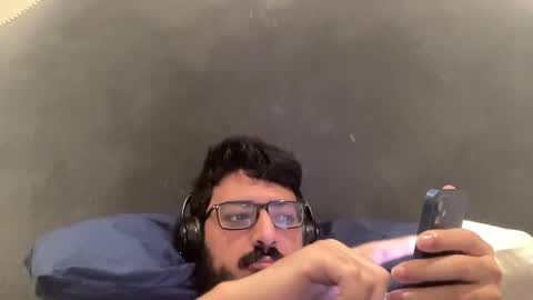 Snapshot of zakariyarashid545 chatting on 10-10-25, 09:03 Zak27 online show from 10-10-25, 09:03