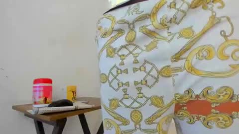 Snapshot of zamara__ chatting on 02-25-25, 03:27 Zamara online show from 02-25-25, 03:27