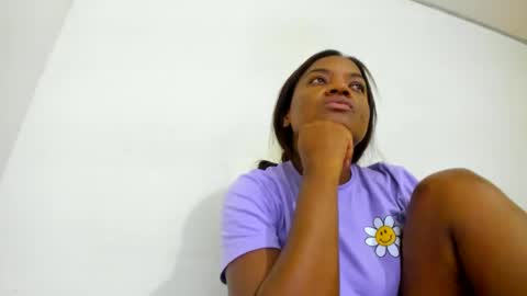 Snapshot of zamara__ chatting on 03-05-25, 12:16 Zamara online show from 03-05-25, 12:16