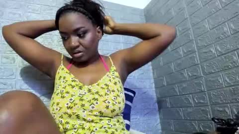 Snapshot of zamara__ chatting on 11-04-25, 11:48 Zamara online show from 11-04-25, 11:48