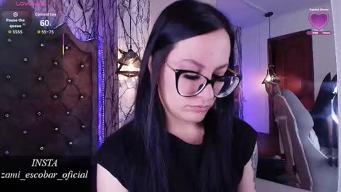 Snapshot of zami_escobar_of chatting on 12-19-25, 06:48 online show from 12-19-25, 06:48