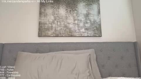 Zander Sparks online show from 11-22-25, 07:24