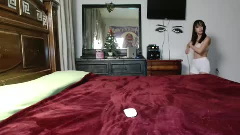 Snapshot of zandra6ghal chatting on 12-14-25, 03:45 zandra6ghal online show from 12-14-25, 03:45