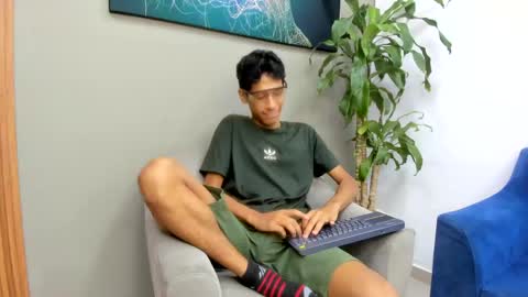 Snapshot of zane_belville chatting on 05-24-26, 11:26 Zane Belville online show from 05-24-26, 11:26
