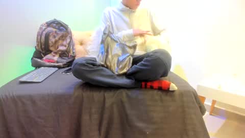 Snapshot of zane_belville chatting on 06-20-26, 11:24 Zane Belville online show from 06-20-26, 11:24