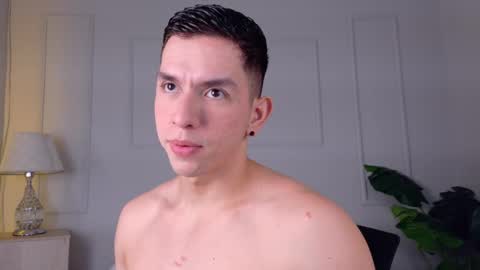 Zane Dawson online show from 09-10-25, 03:06