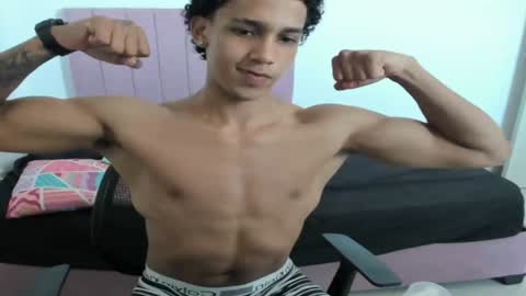 zanxley_ online show from 12-17-24, 06:31