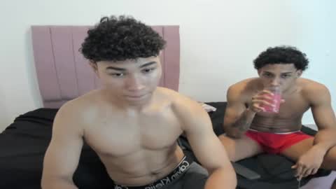 zanxley_ online show from 12-19-24, 02:45