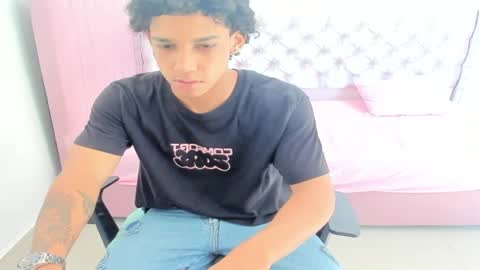 zanxley_ online show from 01-28-25, 03:57