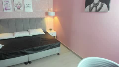 Snapshot of zara__sweet chatting on 01-09-26, 12:19 Zara Sweet online show from 01-09-26, 12:19