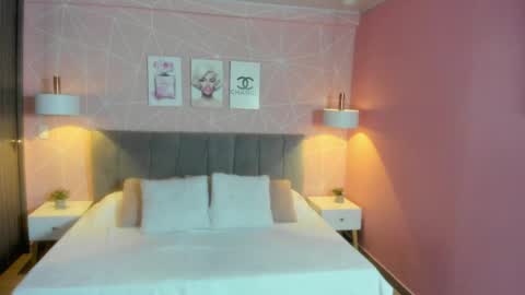 Snapshot of zara__sweet chatting on 05-05-26, 03:42 Zara Sweet online show from 05-05-26, 03:42