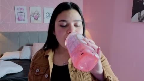 Snapshot of zara__sweet chatting on 06-08-26, 02:06 Zara Sweet online show from 06-08-26, 02:06