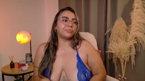 Snapshot of zara_nova chatting on 05-16-26, 12:07 Zara Nova online show from 05-16-26, 12:07