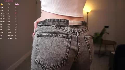 Criss  online show from 03-22-26, 06:55