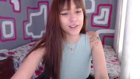 Snapshot of zara_sin chatting on 09-11-25, 11:32 Zara online show from 09-11-25, 11:32