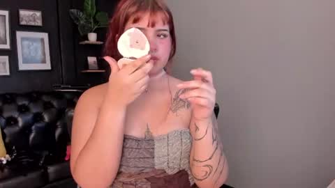 Snapshot of zara_snow chatting on 07-14-26, 10:59 zara online show from 07-14-26, 10:59