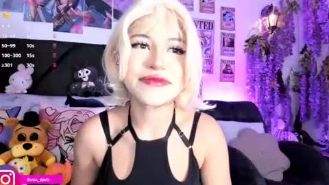 Snapshot of zaradaviss chatting on 07-19-26, 11:08 Zara online show from 07-19-26, 11:08