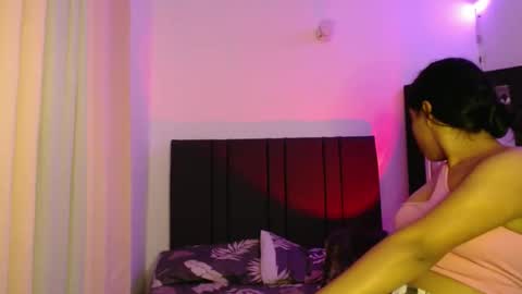 Snapshot of zarah_v chatting on 05-26-26, 08:49 Fernanda online show from 05-26-26, 08:49