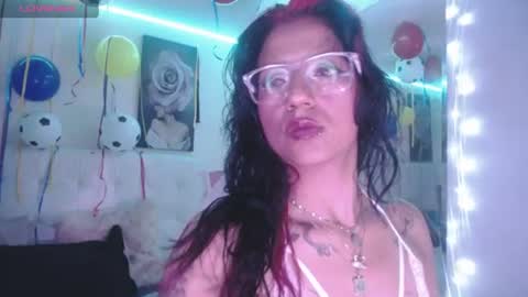 Zarah online show from 07-06-26, 03:03