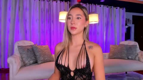 Snapshot of zarajener chatting on 05-09-26, 11:54 online show from 05-09-26, 11:54