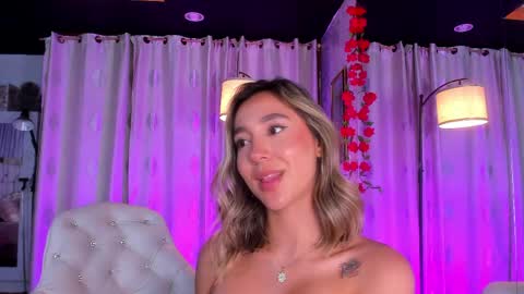 Snapshot of zarajener chatting on 05-15-26, 11:12 online show from 05-15-26, 11:12