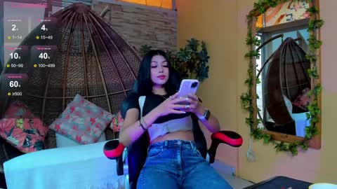 Zara Lim  online show from 02-05-25, 12:06